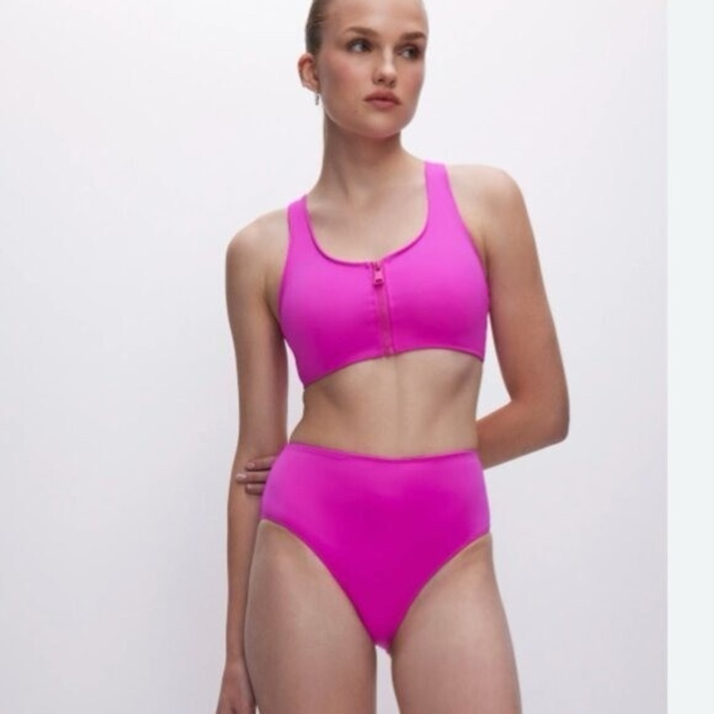 NWT Size 2XL (6) Good American Zip-Up Swim or Workout Bra Top